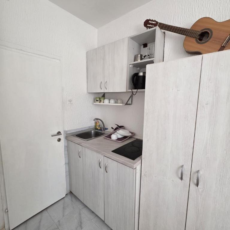 Edessa Apartment - Studio - 11