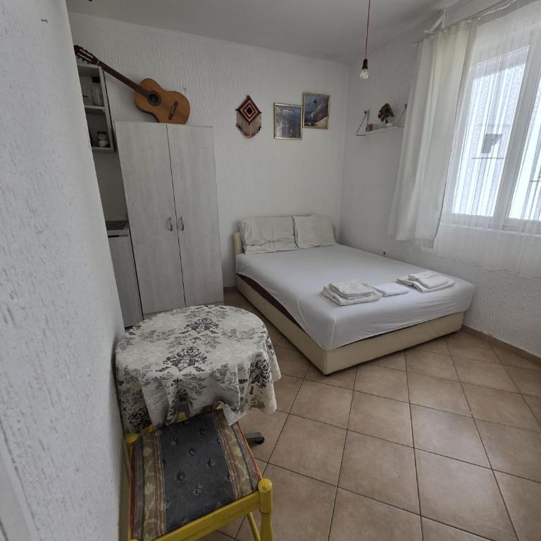 Edessa Apartment - Studio - 8