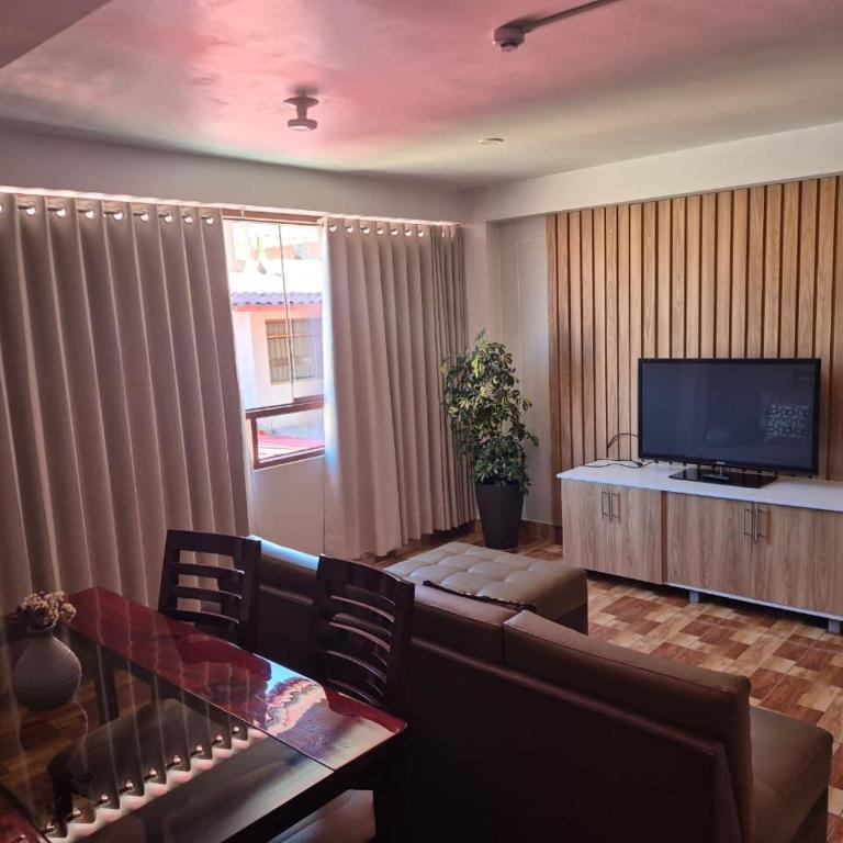 Hotel Adolfo's - Family Two-Bedroom Apartment with View - 8