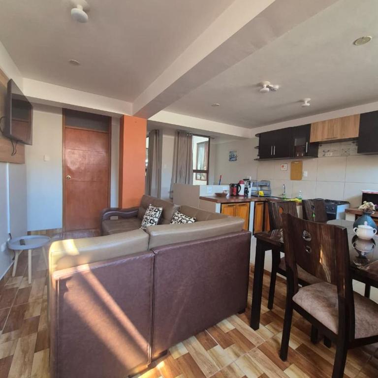 Hotel Adolfo's - Two-Bedroom Family Apartment - 14