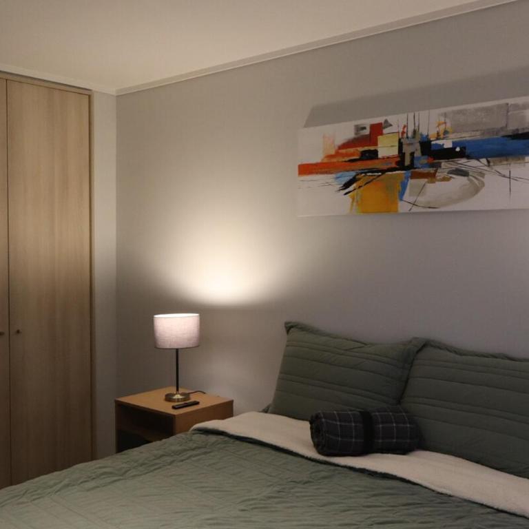 Modern apartment, ideal for shopping and sightseeing - One-Bedroom Apartment - 15