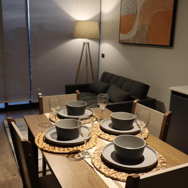 Modern apartment, ideal for shopping and sightseeing - One-Bedroom Apartment - 19