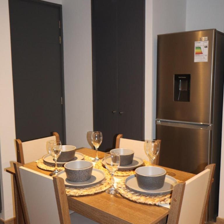Modern apartment, ideal for shopping and sightseeing - One-Bedroom Apartment - 22