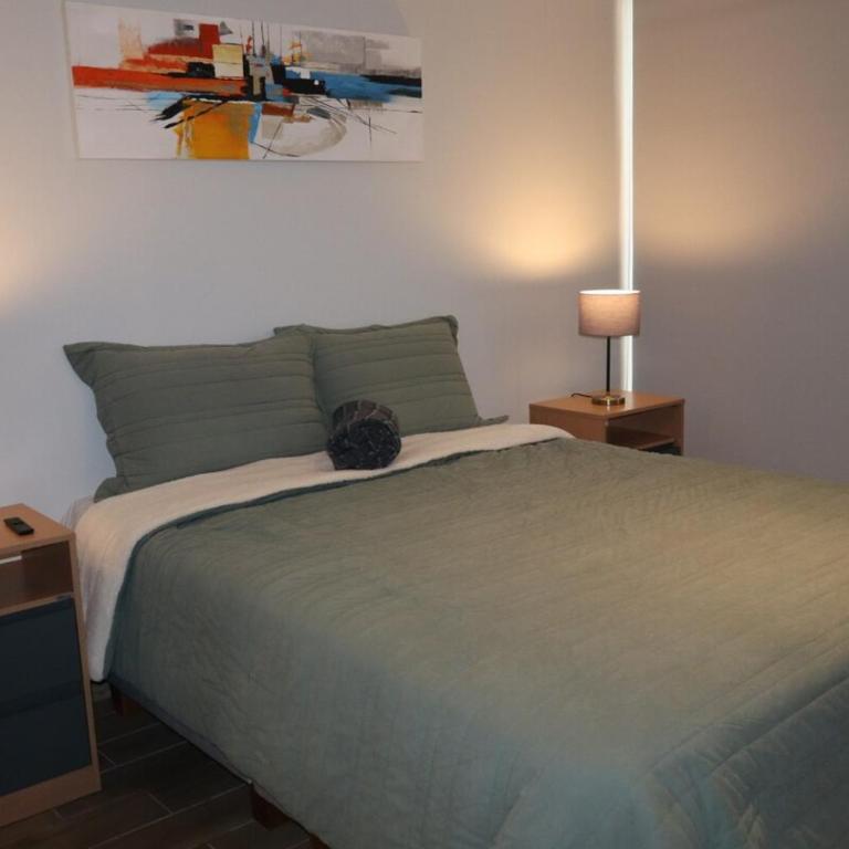 Modern apartment, ideal for shopping and sightseeing - One-Bedroom Apartment - 32