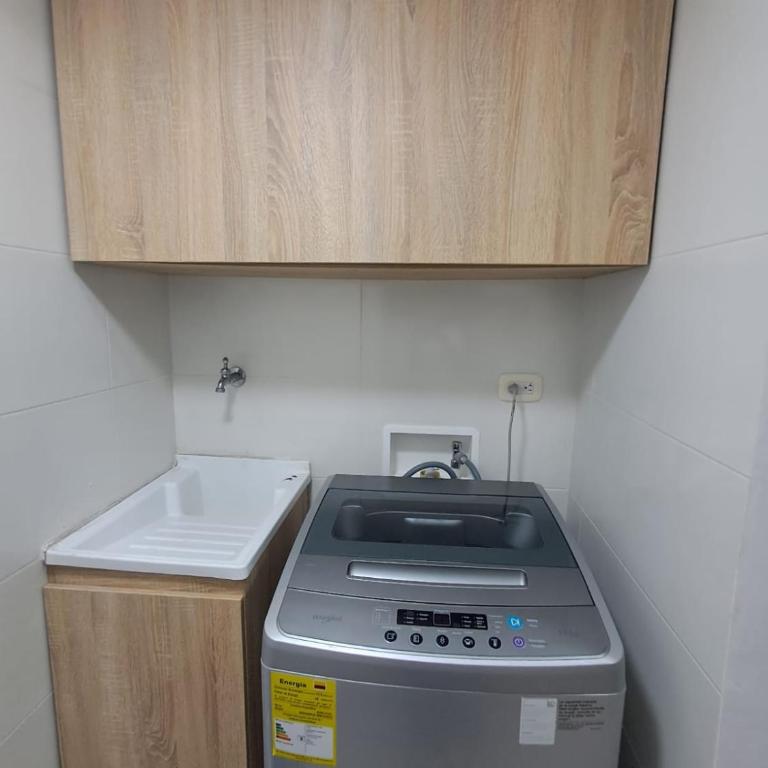 Apartamento Moderno en Cartagena Edificio Torre 811 - Three-Bedroom Apartment - 13