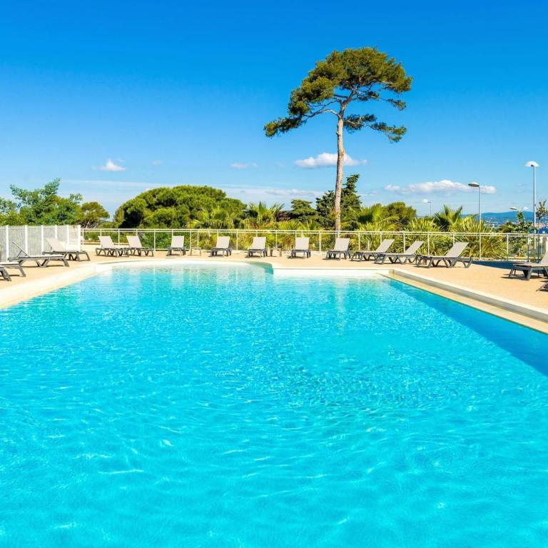 Duplex Apartment Near Marina & Beach - Appartement 2 Chambres - 2