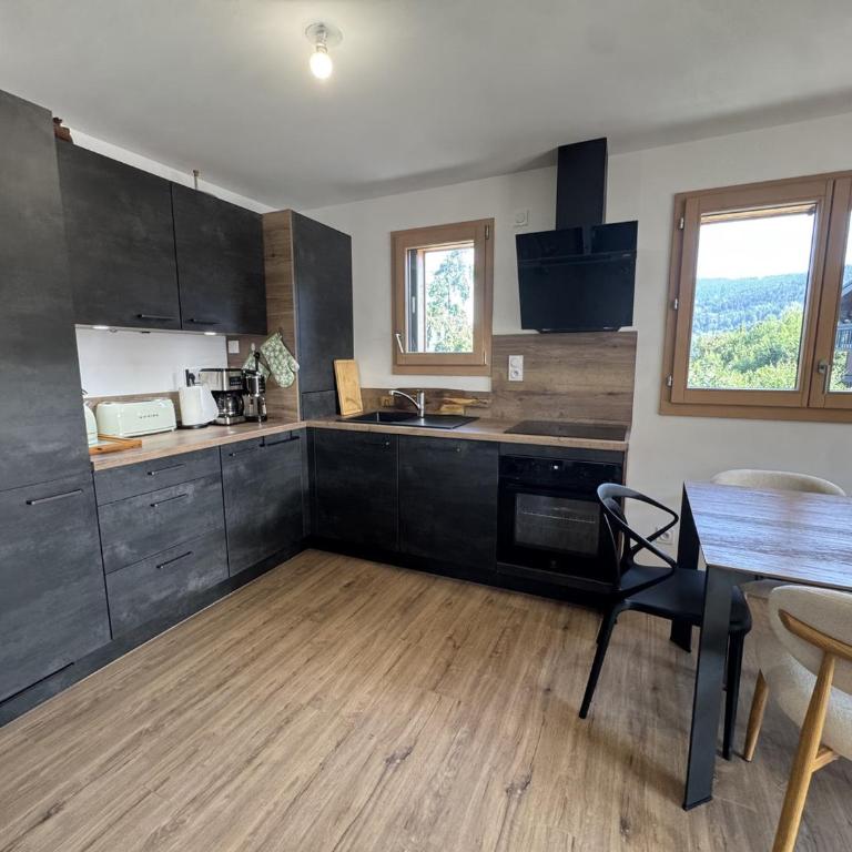 Appartement contemporain - 8 pers. - FR-1-836-84 - Appartement - 20