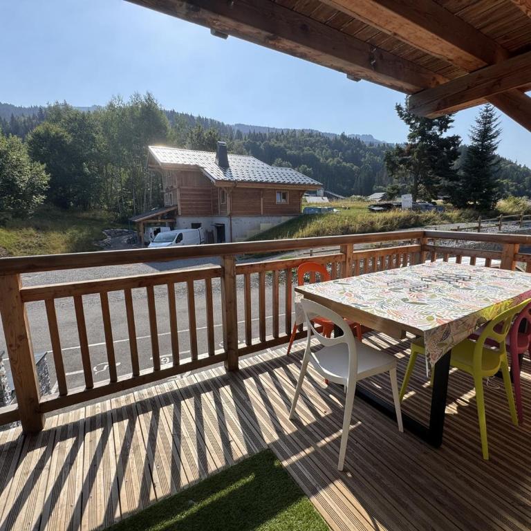 Appartement contemporain - 8 pers. - FR-1-836-84 - Appartement - 26