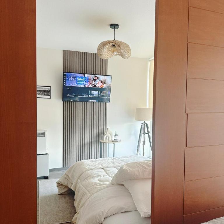 Premium Suite Parking gratis check-in 24 horas - Studio Apartment with Balcony - 5