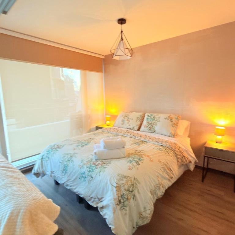 Premium Suite Parking gratis check-in 24 horas - Studio Apartment with Balcony - 7