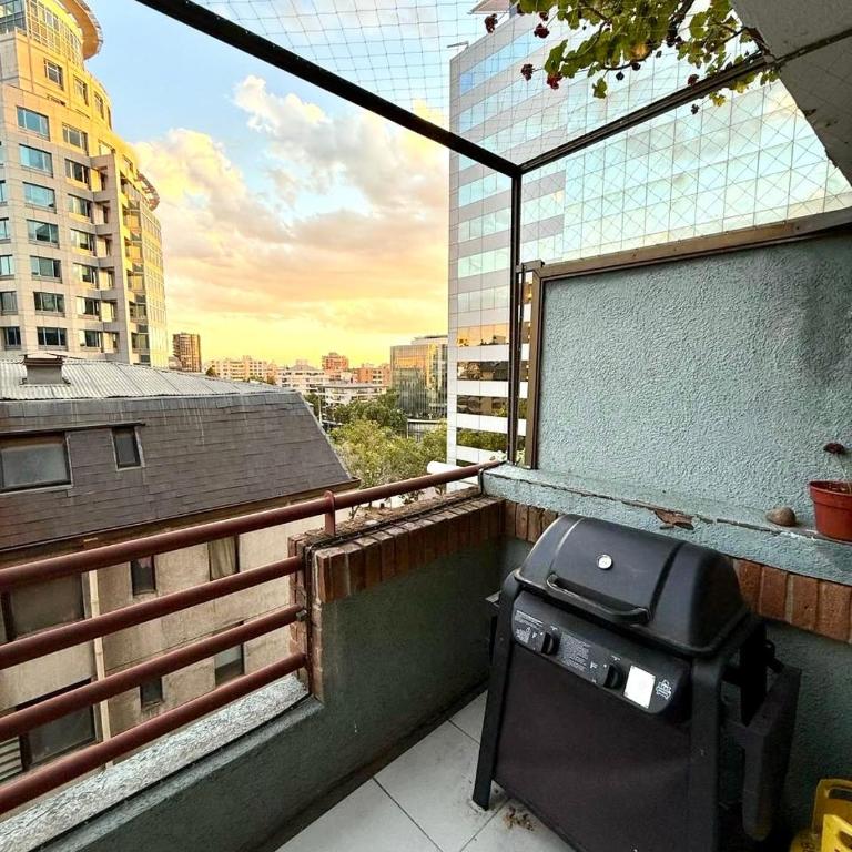 Cómodo depto en El Golf, Las Condes, Self Chek-In - Apartamento de 1 dormitorio - 6