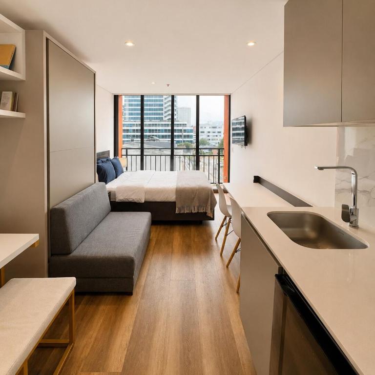 Suite de Lujo con Jacuzzi en Rooftop y Coworking - Apartamento de 1 dormitorio - 6