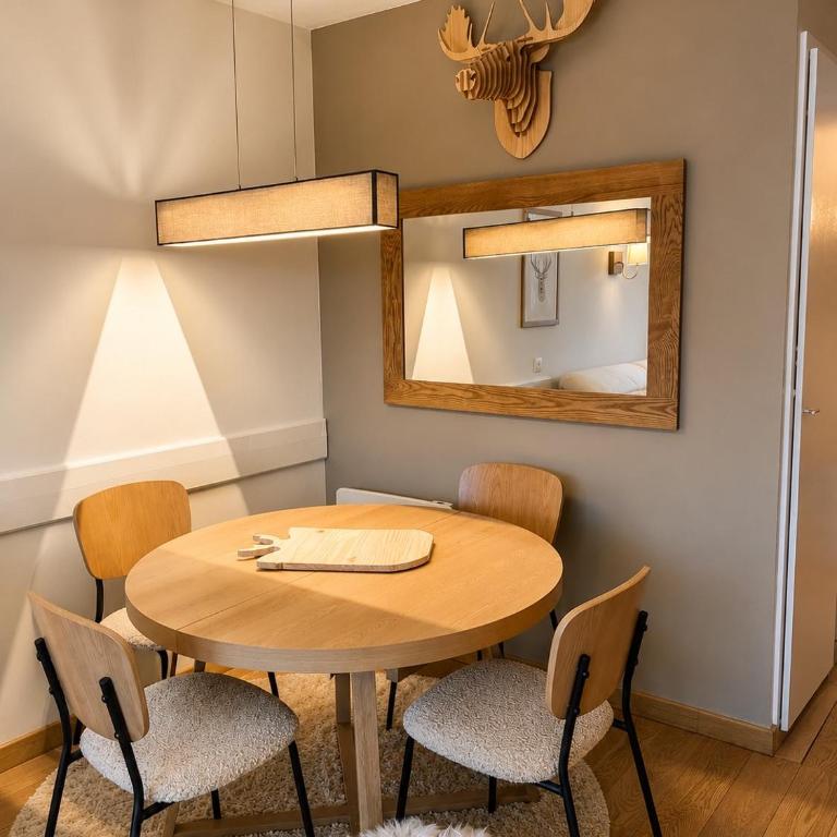 Exceptionnel appartement pour 5 personnes, havre de détente et de confort, immense terrasse, vue incroyable, parking - Appartement - 5