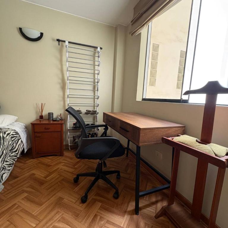 Riviera - Large Single Room - 1