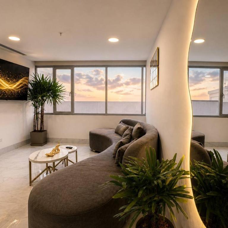 Depa de 3 habitaciones, piso alto, vista a la ciudad, piscina y gym - Family Suite - 6
