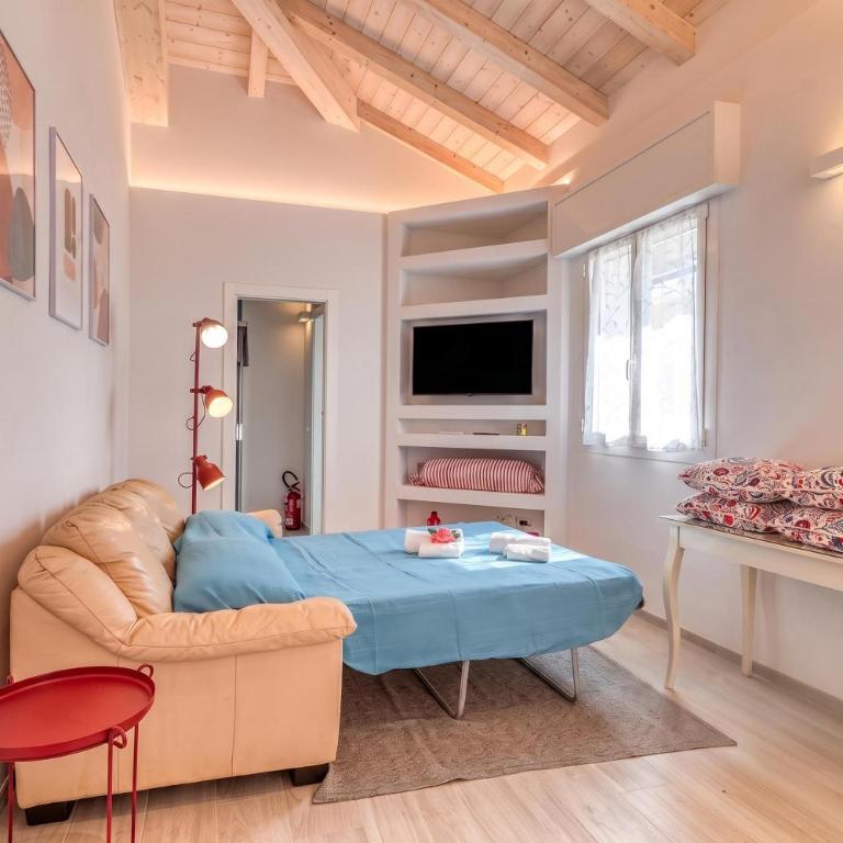 Casa del Geco with Terrace and Parking - Happy Rentals - Apartment with Terrace - 17