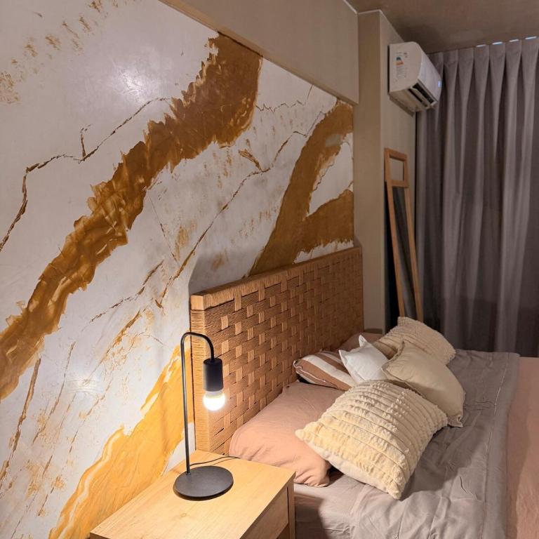 Studio moderno con mural - King Size bed - Apartamento de 1 dormitorio - 19