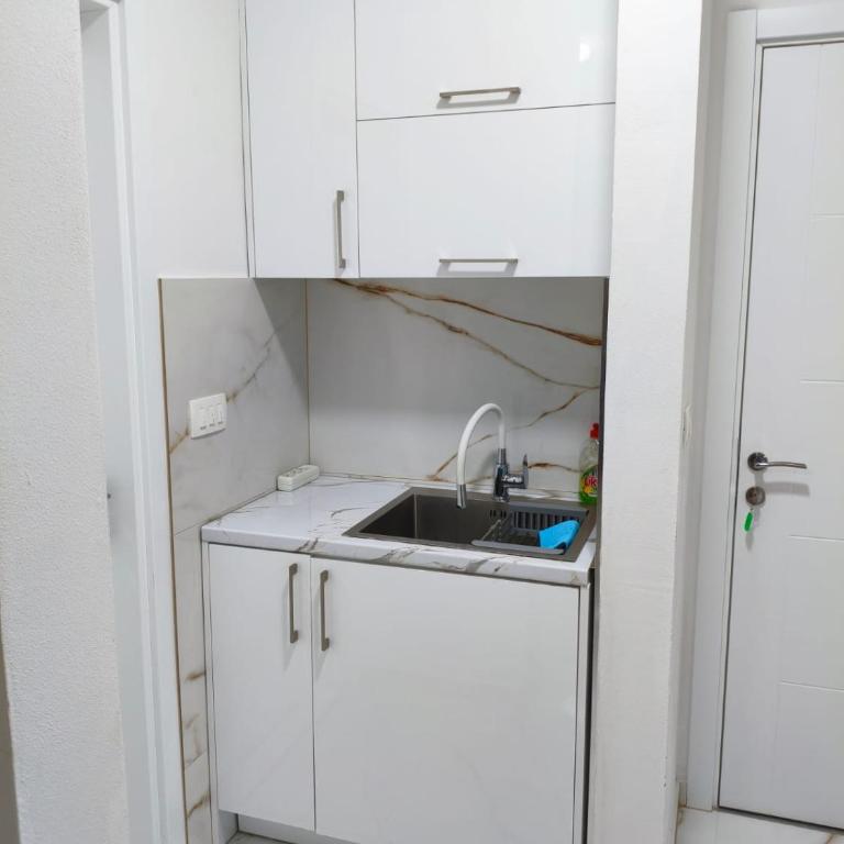 Kan&Dzan Apartments - Apartment mit Aussicht und Balkon - 9