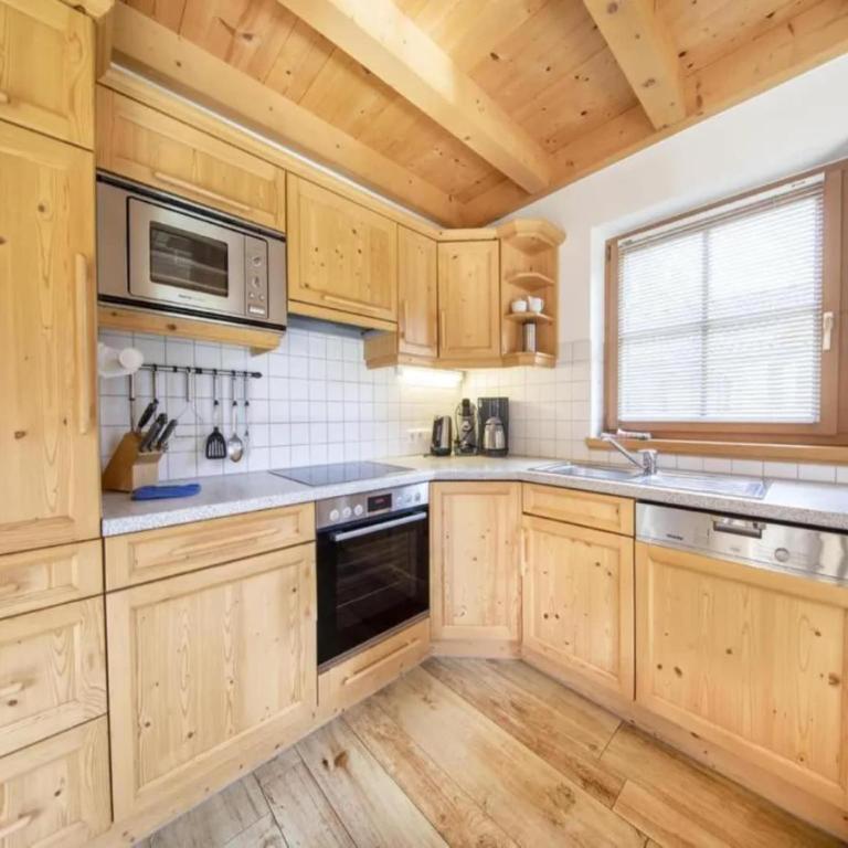 Alpine Chalet in Wald im Pinzgau for 12 - Ferienhaus mit 5 Schlafzimmern - 15