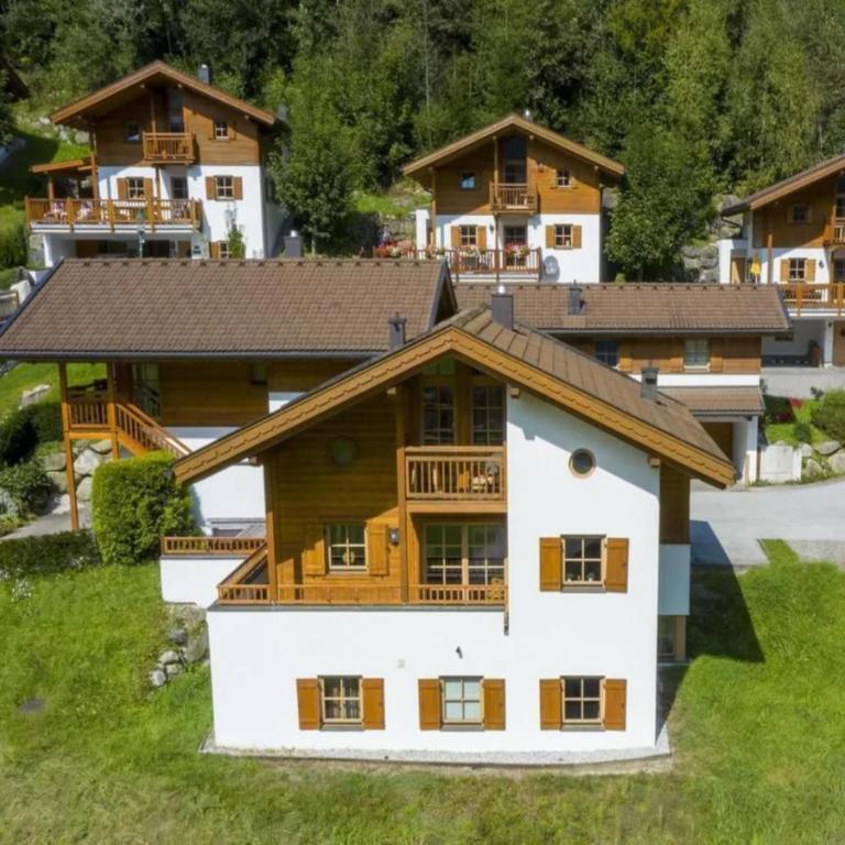 Alpine Chalet in Wald im Pinzgau for 12 - Ferienhaus mit 5 Schlafzimmern - 1