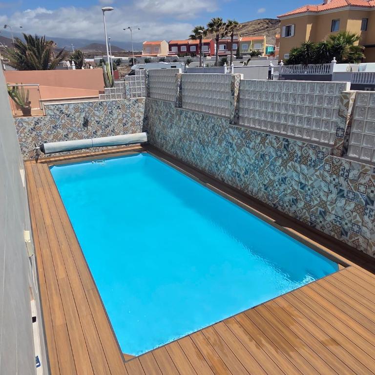 Modern House With Private Swimming Pool - Casa de 3 dormitorios - 18