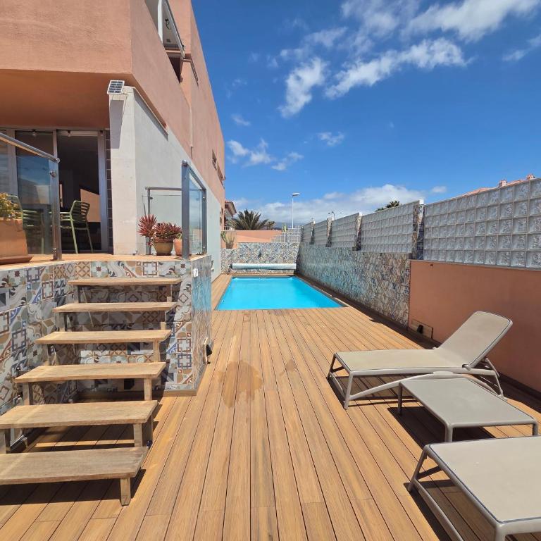 Modern House With Private Swimming Pool - Casa de 3 dormitorios - 1