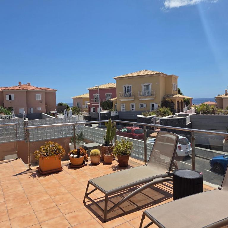 Modern House With Private Swimming Pool - Casa de 3 dormitorios - 28