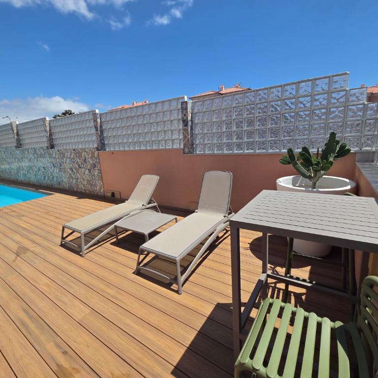 Modern House With Private Swimming Pool - Casa de 3 dormitorios - 32