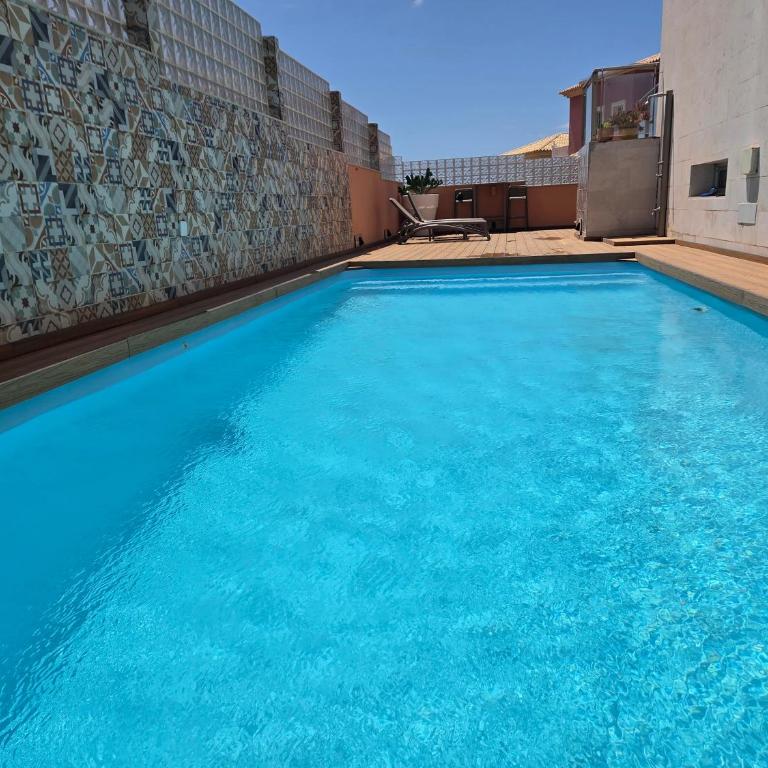 Modern House With Private Swimming Pool - Casa de 3 dormitorios - 35