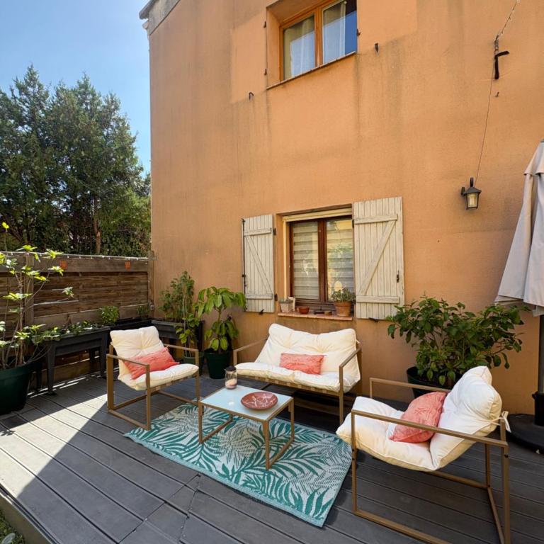 Appartement avec terrasse proche centre ville d'Arles - Appartement 2 Chambres - 2