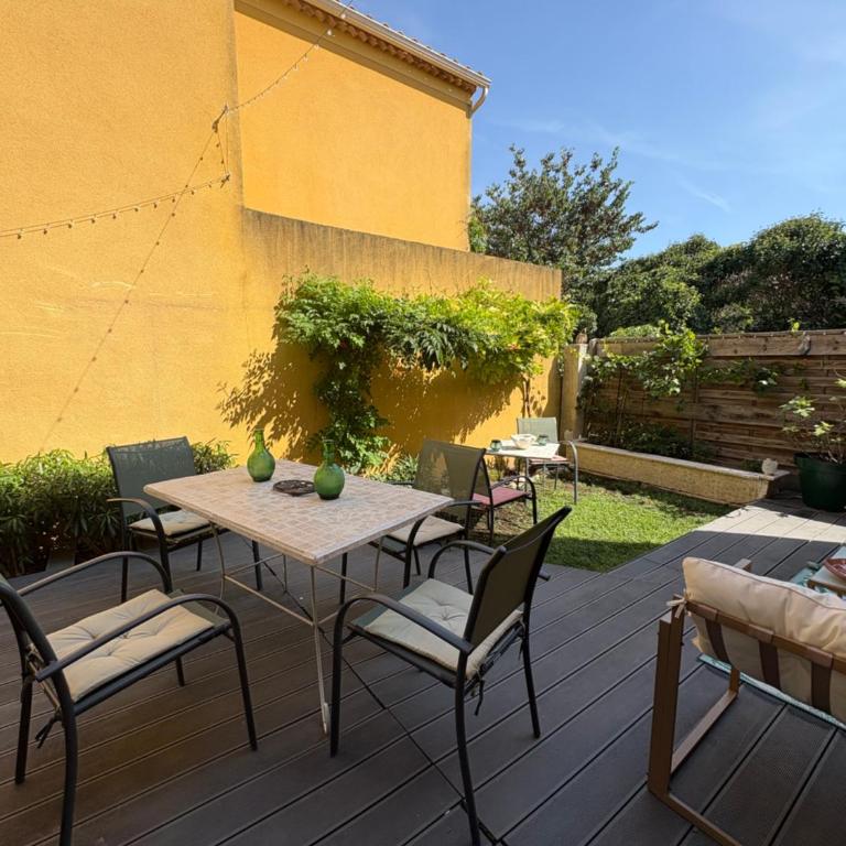 Appartement avec terrasse proche centre ville d'Arles - Appartement 2 Chambres - 36