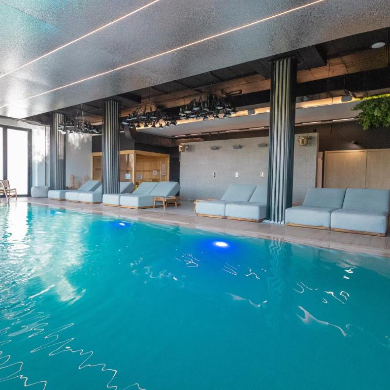 Golden Residence Zlatibor - Three-Bedroom Apartment - 57