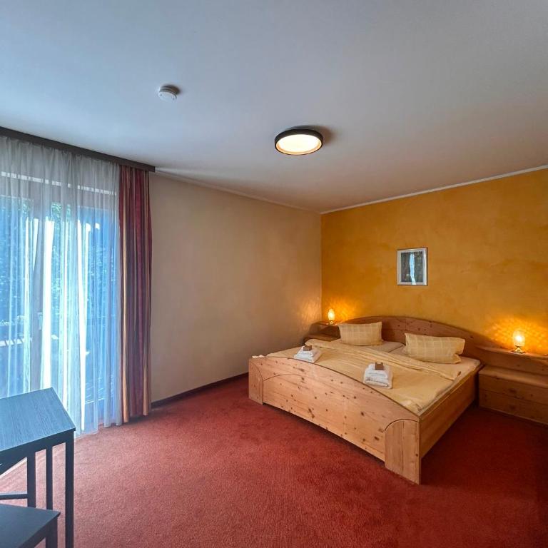 Die Pension Oesterreich - Doppelzimmer mit Balkon - 4