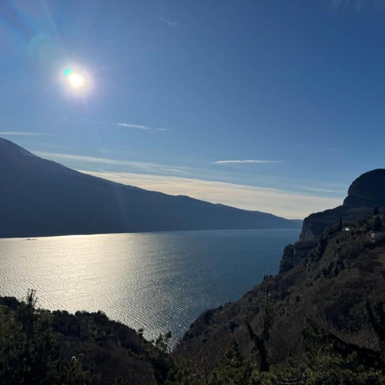 Villette Arias Giovanna & Francesca Lake View and Pool - Appartamento con Vista e Balcone - 17