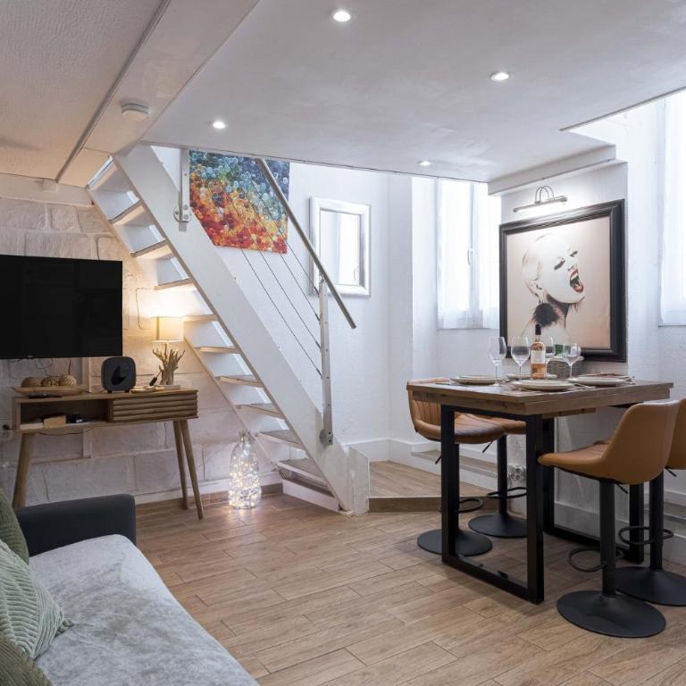 Diva du Festival - Parking privé - Clim partout - 12 mn à pied Palais & plages - Maisonette-Apartment - 21