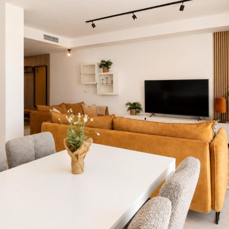 Premium Extended-Stay 2-Bed Apartment in Estepona - Apartamento - 11