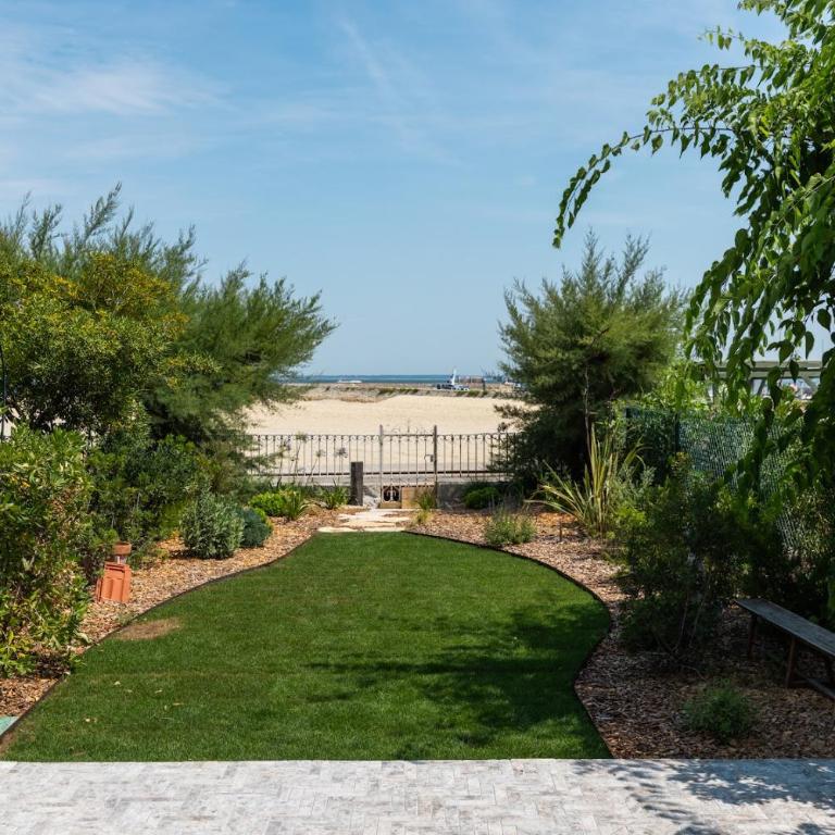 Villa Ti Bassin - Villa - Beach Front - 2