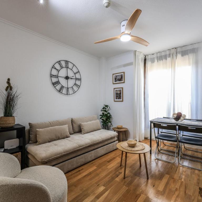 Amazing Stay in Madrid with Pool & Parking - Appartement 2 Pièces - 13