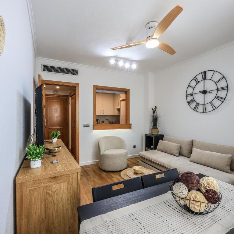 Amazing Stay in Madrid with Pool & Parking - Appartement 2 Pièces - 14