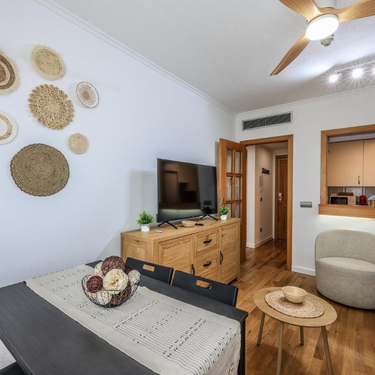 Amazing Stay in Madrid with Pool & Parking - Appartement 2 Pièces - 15