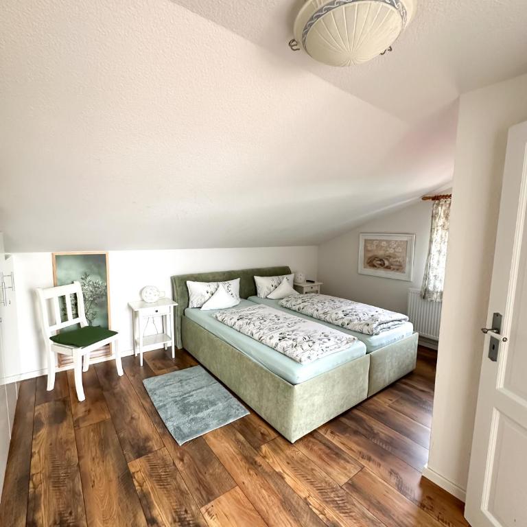 Landhaus SonnenTal - Maisonette-Apartment - 22