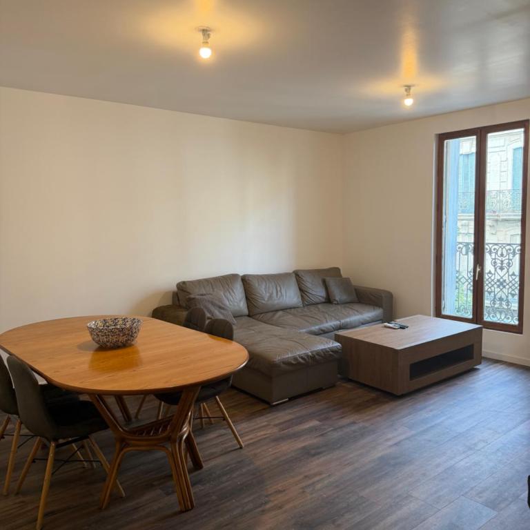 3 chambres climatisation grande capacité gare centre plages accessibles - Appartement - 1