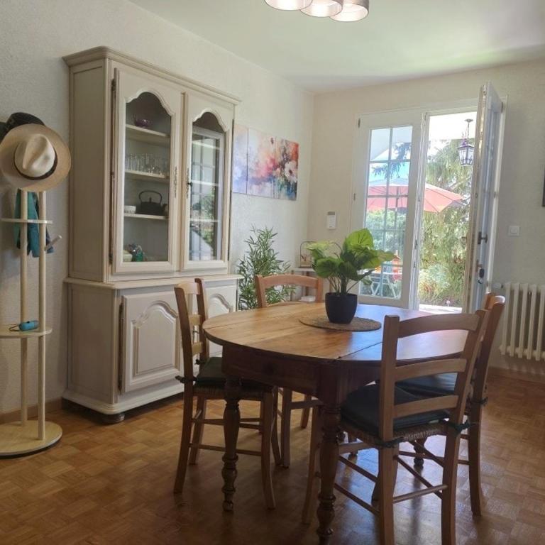 Appartement, rez de jardin avec piscine - Appartement 1 Chambre - 2