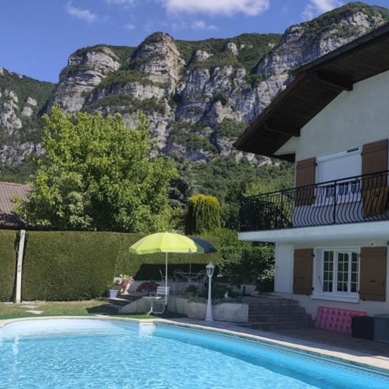 Appartement, rez de jardin avec piscine - Appartement 1 Chambre - 1