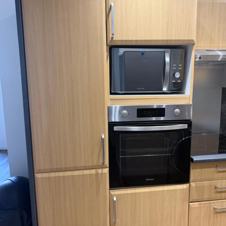 3 chambres climatisation grande capacité gare centre plages accessibles - Appartement - 6