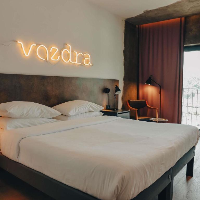 ibis Styles Sarajevo - Standardna Dizajn Dvokrevetna Soba sa Bračnim Krevetom - 2