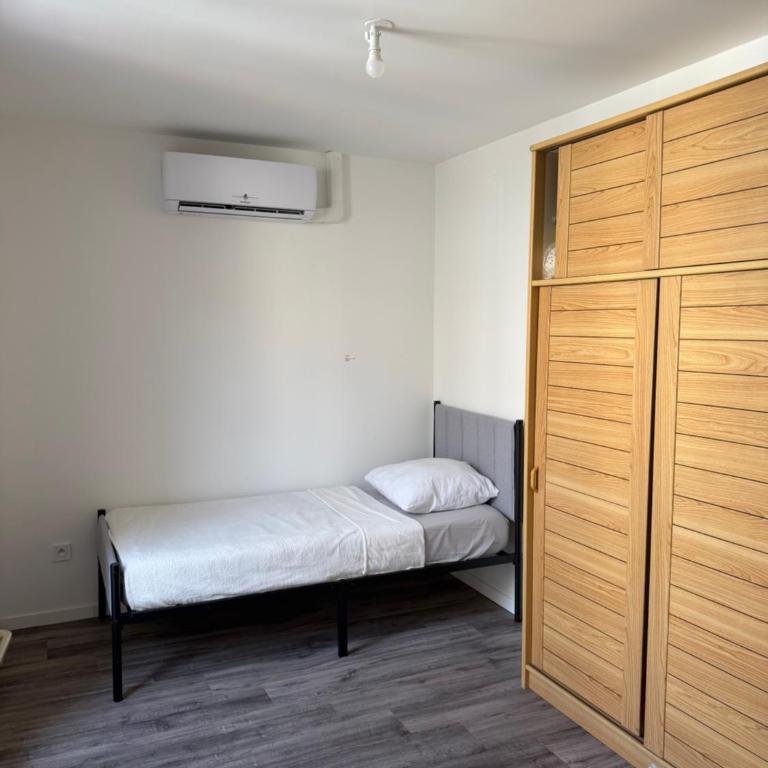3 chambres climatisation grande capacité gare centre plages accessibles - Appartement - 17