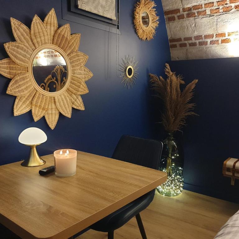 La Parenthèse Envoutée - Studio Lit Queen-Size de Luxe - 6