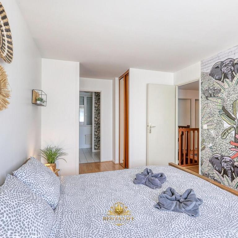 Serrissiens Cordeliers, 5-room house, 15 min from Disney - Four-Bedroom House - 17