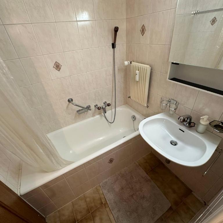 Avouitzons Medran Apartments - Ski-in Ski-out 30 meters from Medran lift and 40 meters from W Hotel - Studio avec Terrasse - 2